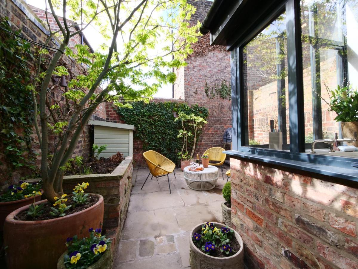 Courtyard - Free Parking Casa de Férias York