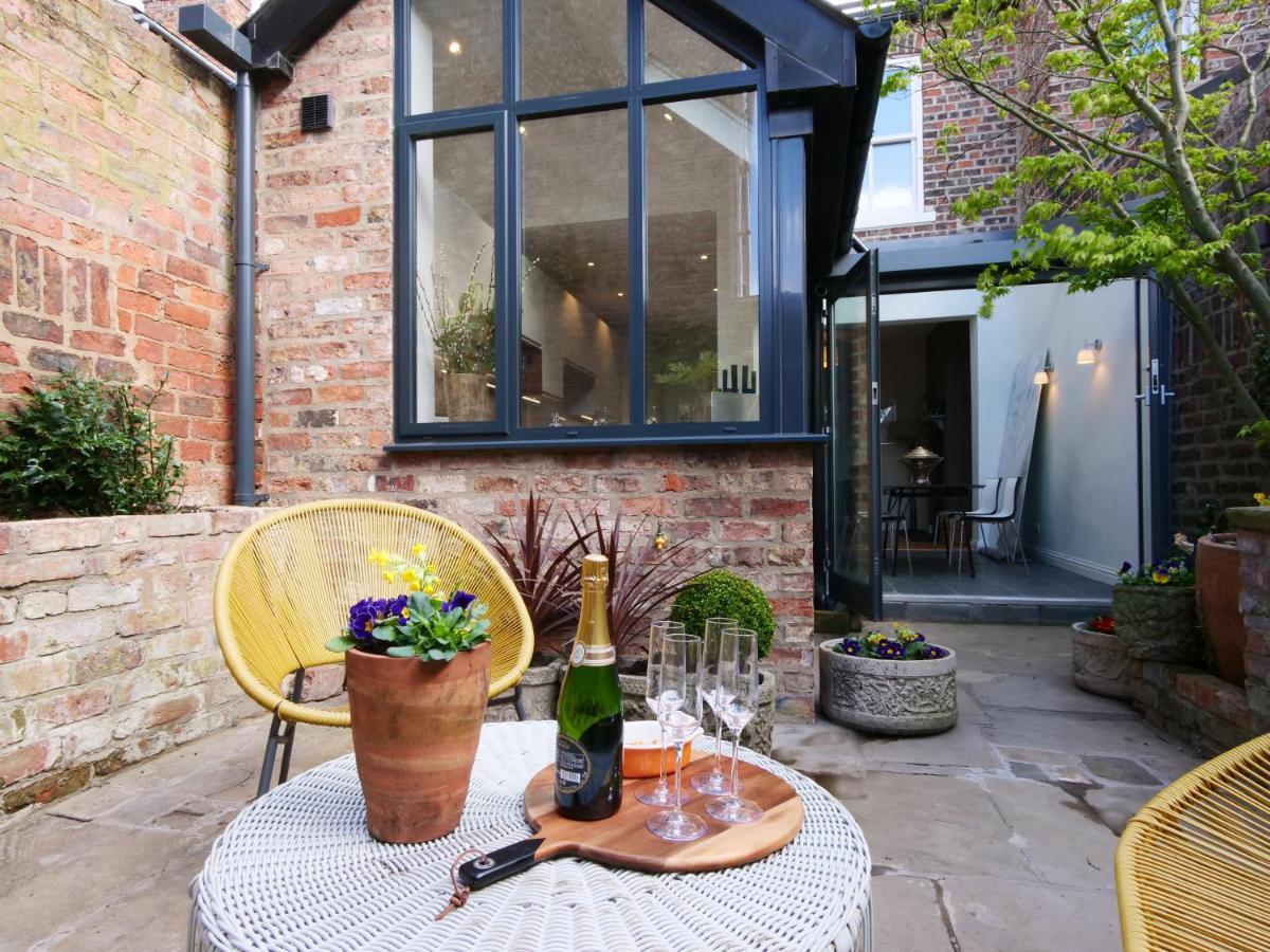 Courtyard - Free Parking Casa de Férias York